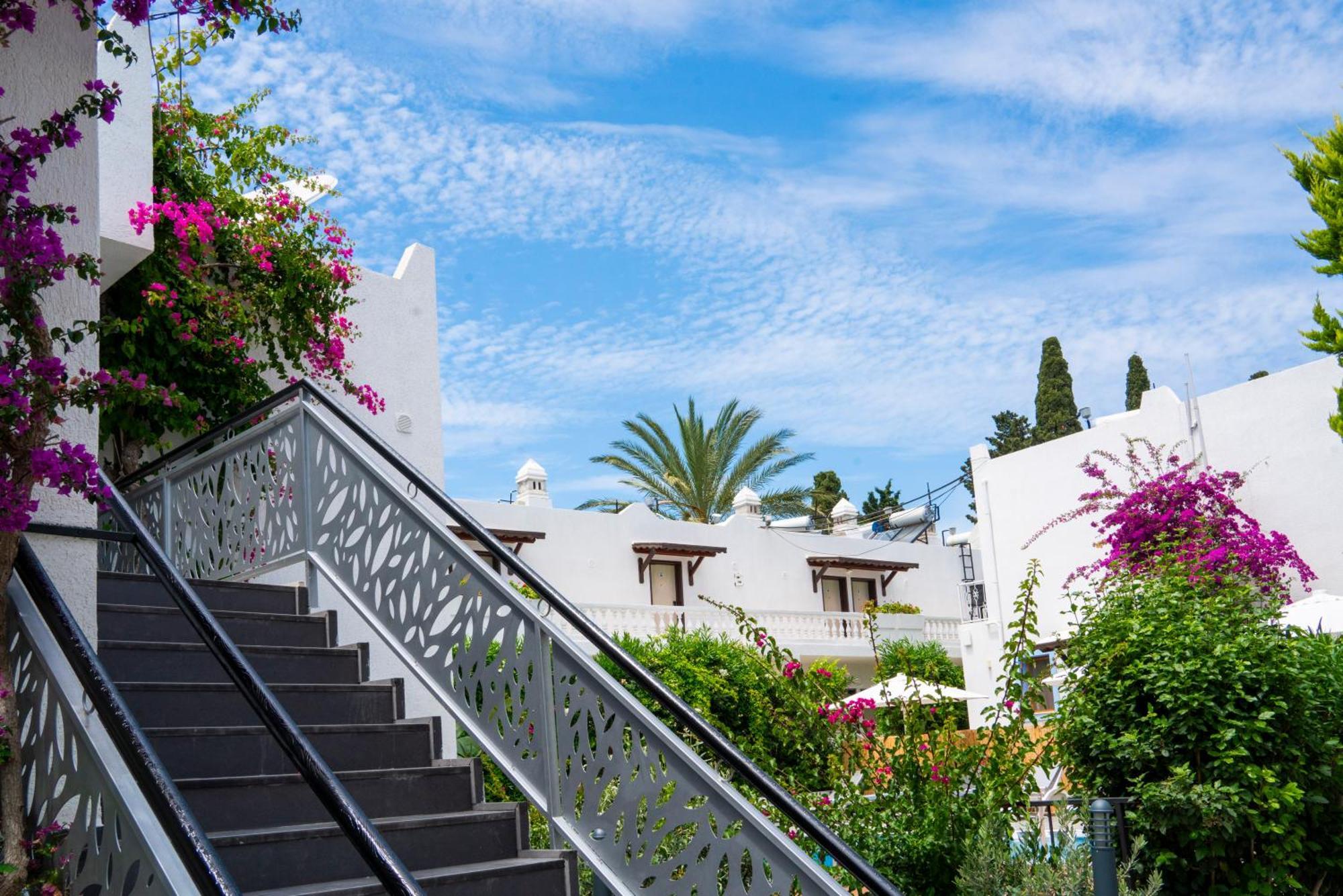 Manuela Boutique Hotel Bitez Exterior foto